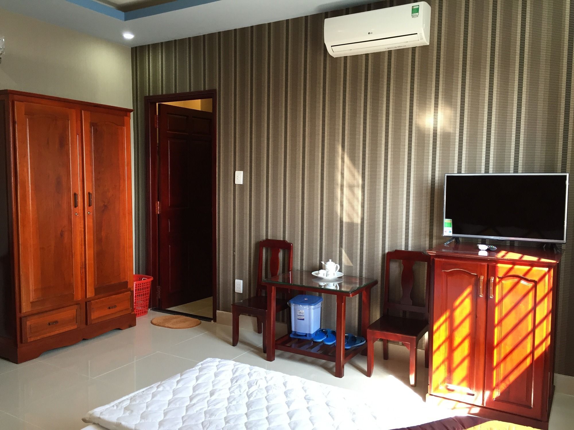 Minh Kieu 2 Hotel Mỹ Tho Buitenkant foto